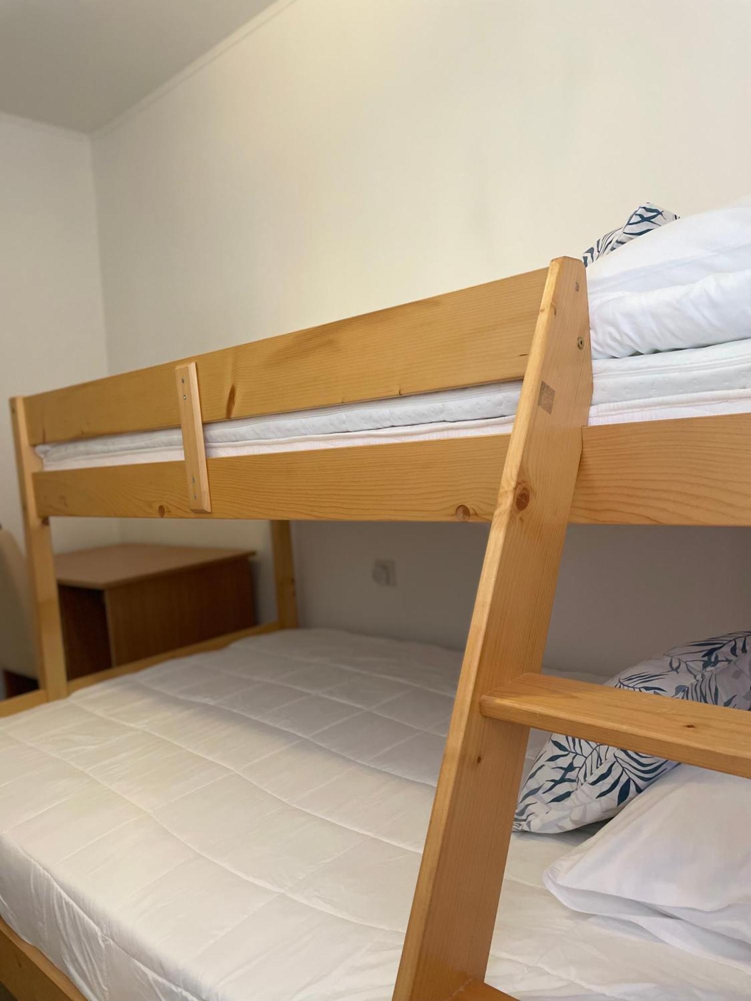 'One Tree' Apartment, Old Town Zara Esterno foto