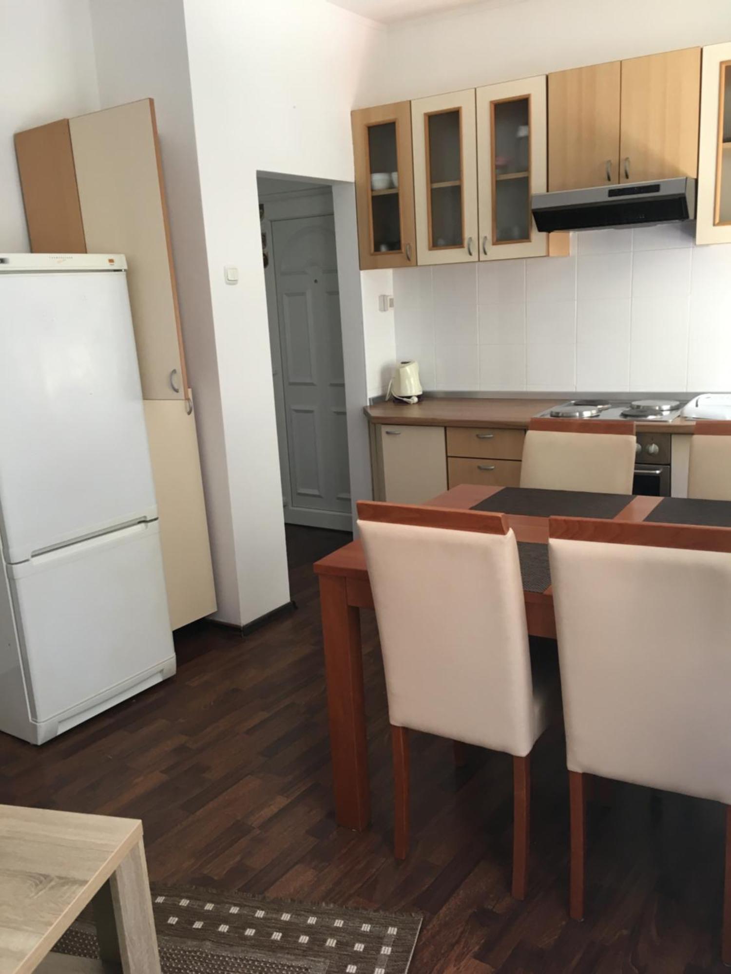 'One Tree' Apartment, Old Town Zara Esterno foto